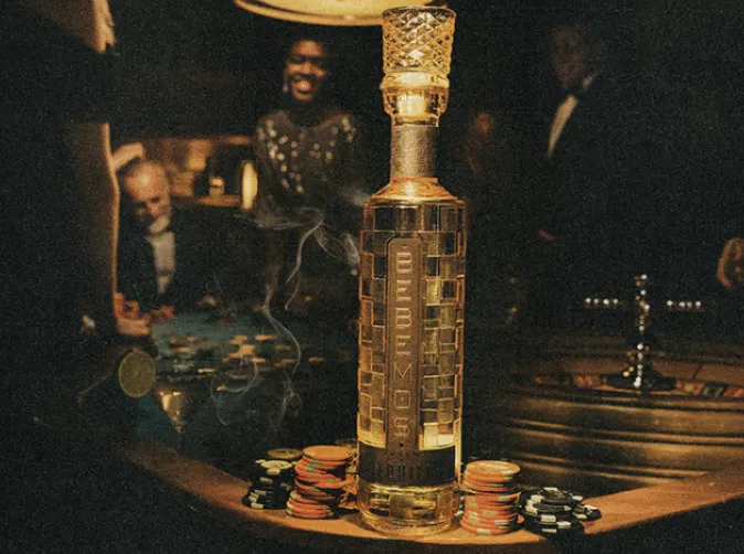 Bebemos bottle at a casino table